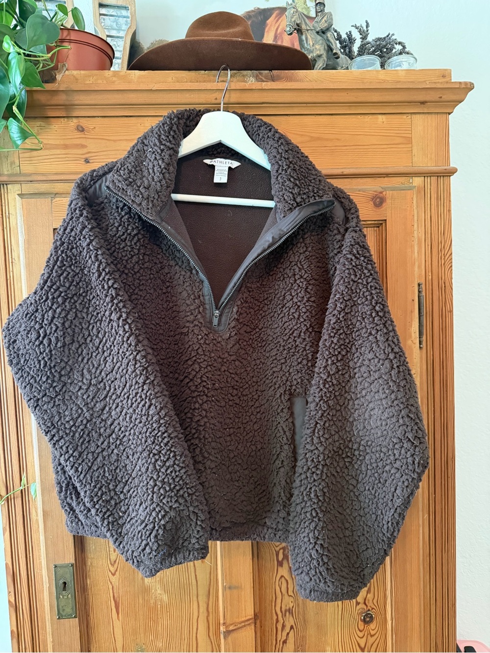 Athleta women’s Dark Brown Sherpa Half-Zip Pullover